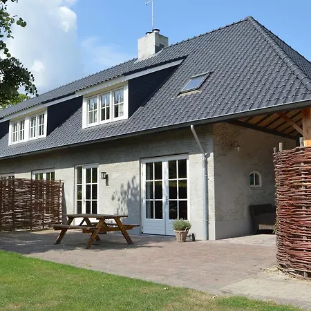 In With Terrace Ferienhaus