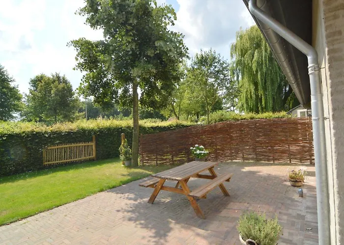 In With Terrace Holiday home *