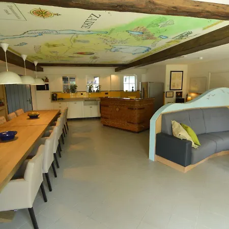 In With Terrace Tatil Evi